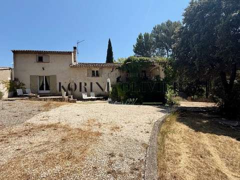 House Saint-Paul-lès-Durance - 3 bedrooms - 145m²
