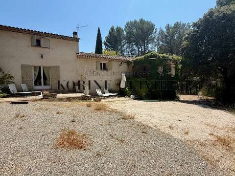 House Saint-Paul-lès-Durance - 3 bedrooms - 145m²