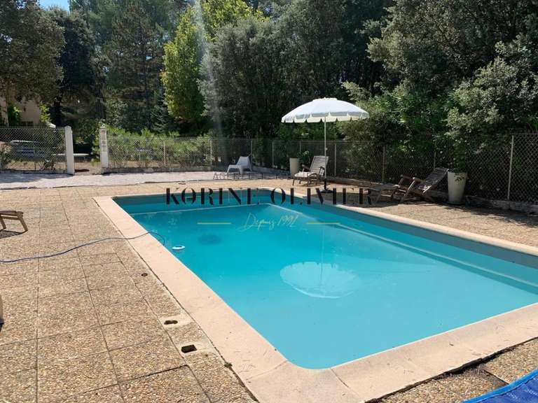 House Saint-Paul-lès-Durance - 3 bedrooms - 145m²