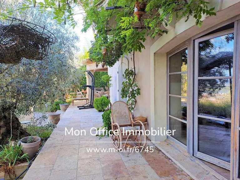 Property Saint-Paul-lès-Durance - 5 bedrooms - 290m²