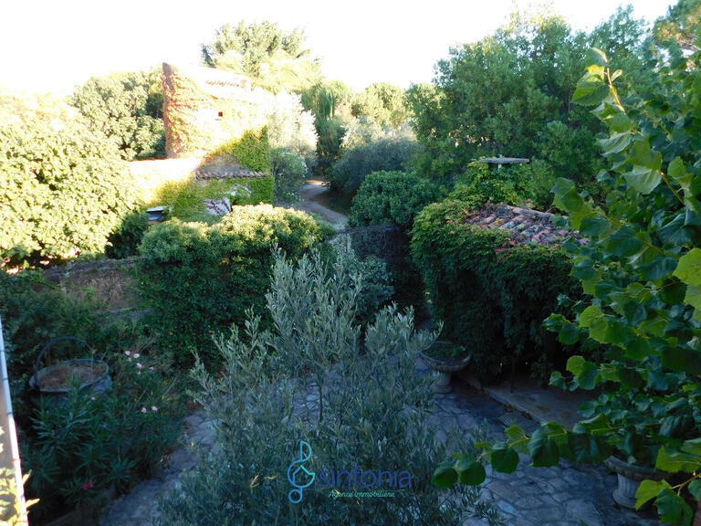 Maison Saint-Paul-les-Fonts - 5 chambres - 305m²