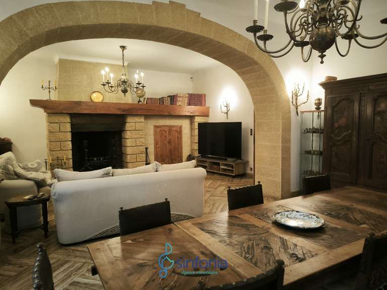 House Saint-Paul-les-Fonts - 5 bedrooms - 281m²