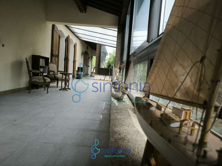 Maison Saint-Paul-les-Fonts - 5 chambres - 320m²