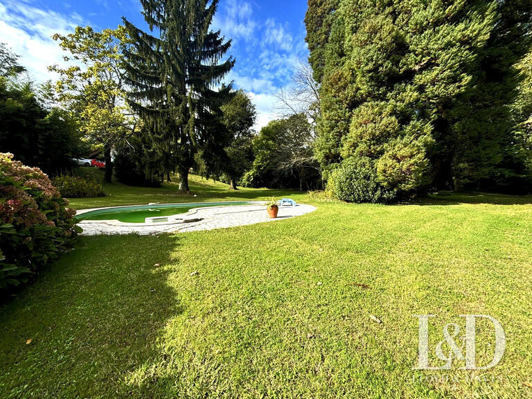 Maison Saint-Pée-sur-Nivelle - 5 chambres - 280m²