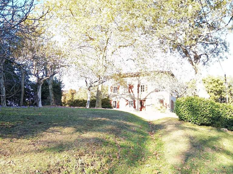 House Saint-Pée-sur-Nivelle - 9 bedrooms - 420m²