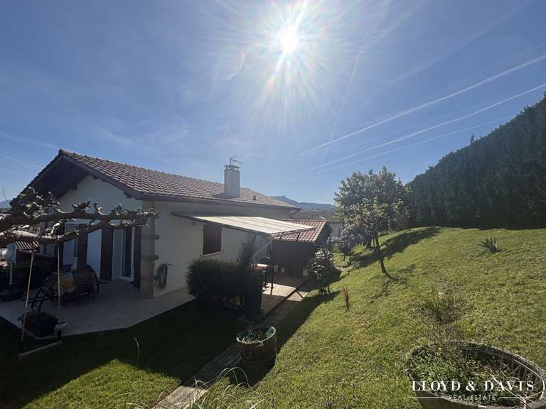 Maison Saint-Pée-sur-Nivelle - 100m²