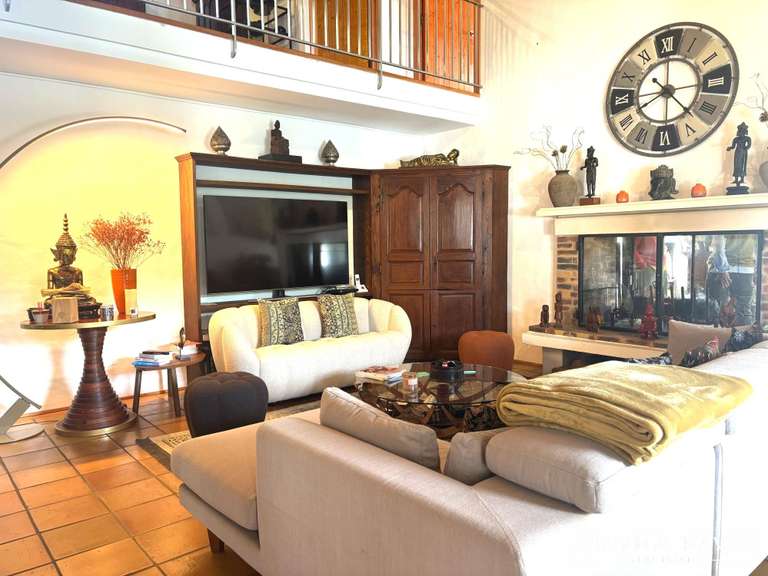 Maison Saint-Pée-sur-Nivelle - 5 chambres - 280m²