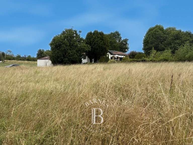 Terrain Saint-Pée-sur-Nivelle - 2041m²