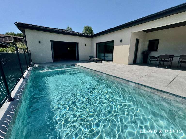 Maison Saint-Péray - 4 chambres - 322m²