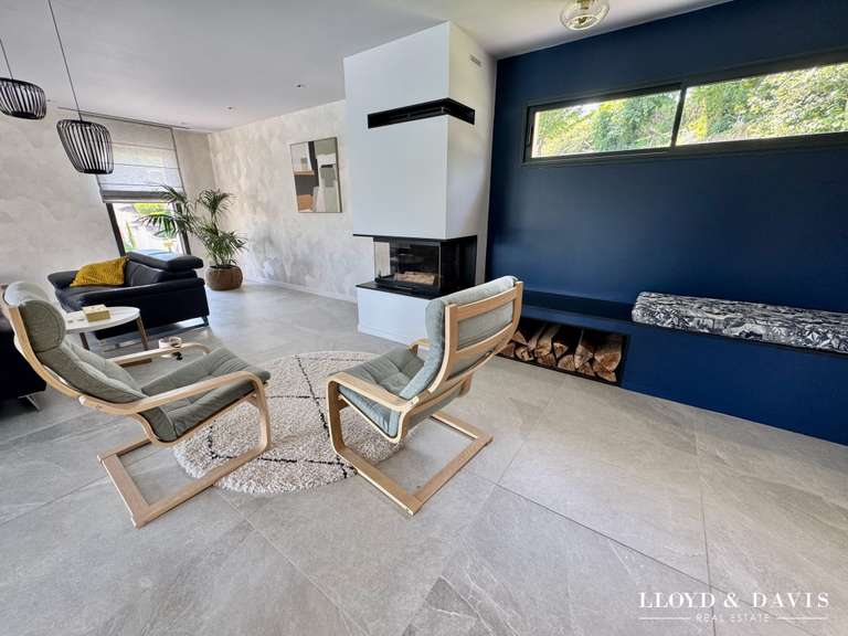 Maison Saint-Péray - 4 chambres - 322m²