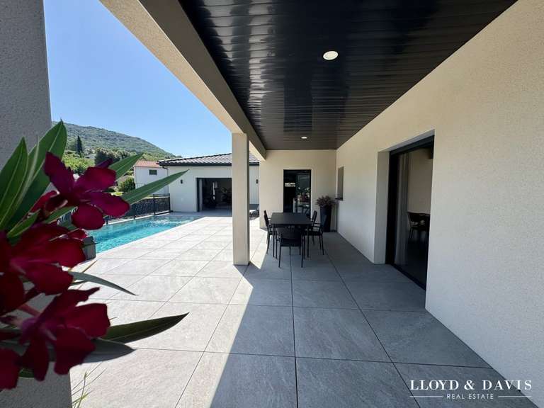 Maison Saint-Péray - 4 chambres - 322m²
