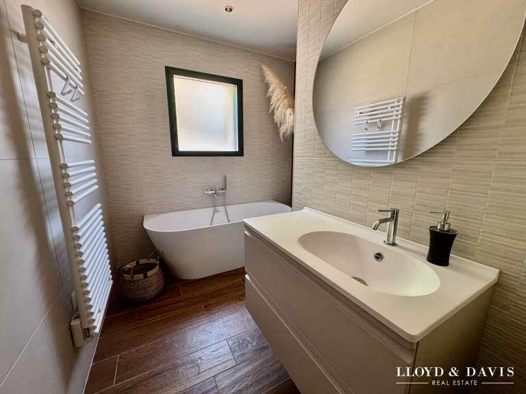 Maison Saint-Péray - 4 chambres - 322m²