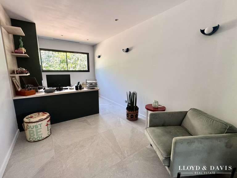 Maison Saint-Péray - 4 chambres - 322m²