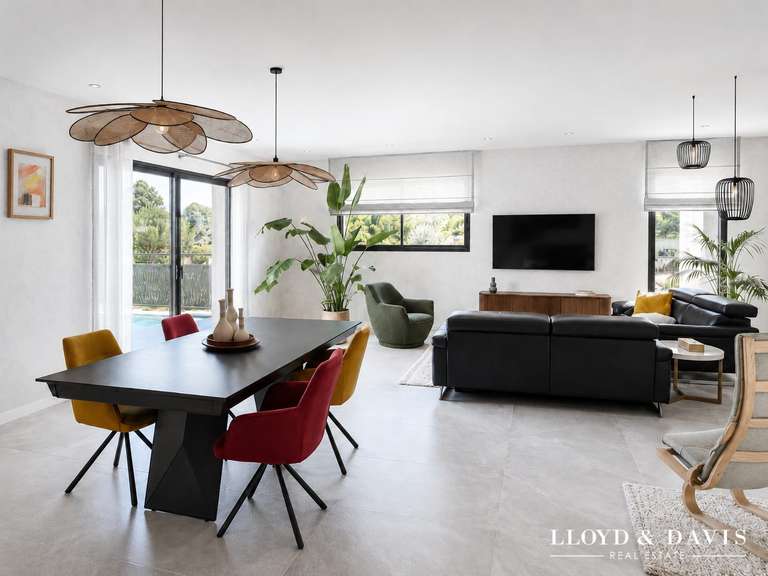 Maison Saint-Péray - 4 chambres - 322m²
