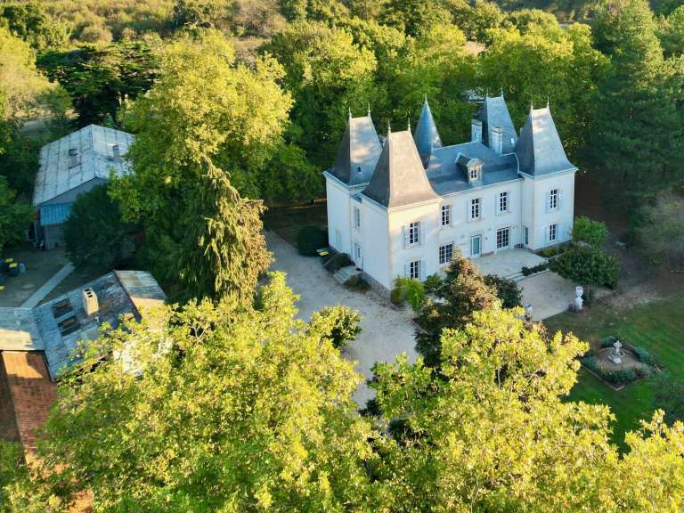 Château Saint-Père-en-Retz - 1301m²