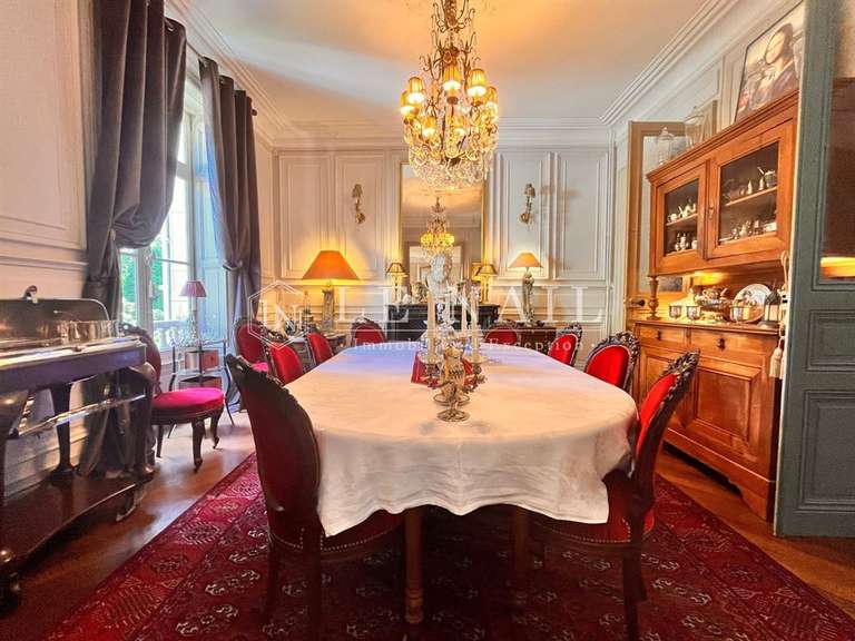 Castle Saint-Philbert-de-Grand-Lieu - 7 bedrooms - 450m²