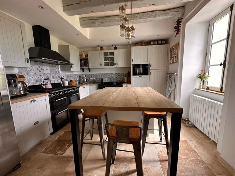 Maison Saint-Philbert-de-Grand-Lieu - 5 chambres - 215m²