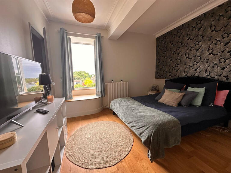 Maison Saint-Philbert-de-Grand-Lieu - 5 chambres - 215m²