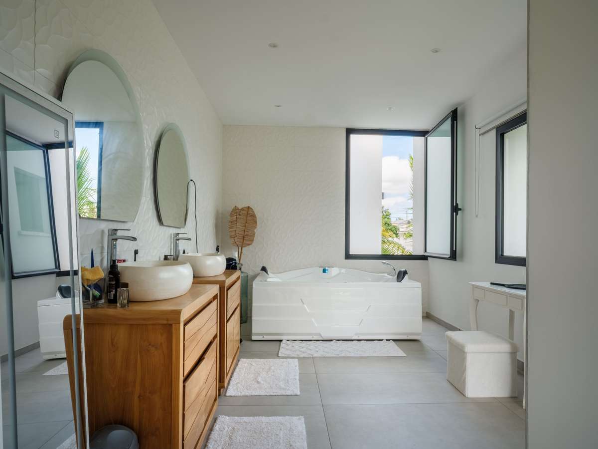 Property Saint-Pierre