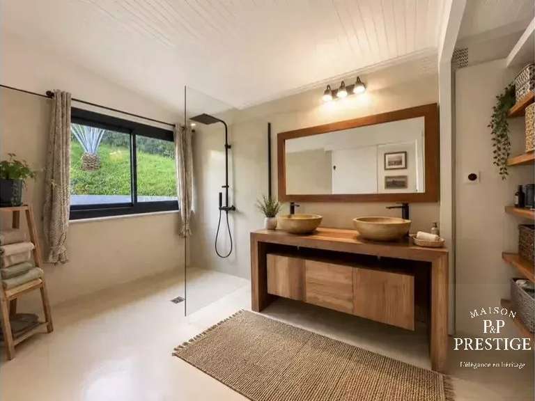 Villa avec Vue sur mer Saint-Pierre - 210m²