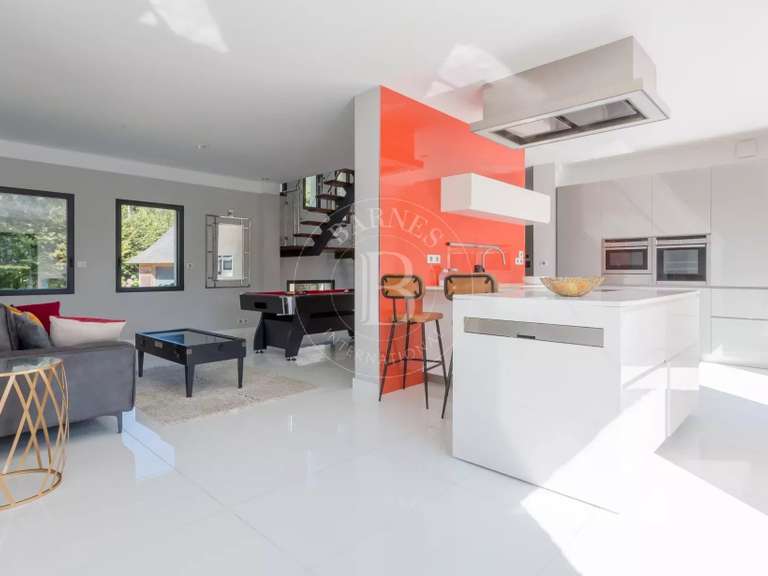 Maison Saint-Pierre-Azif - 6 chambres - 270m²