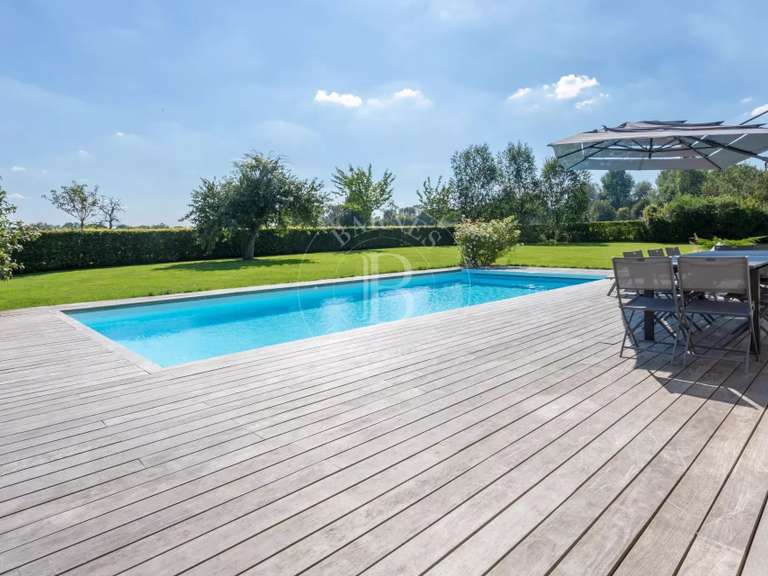 Maison Saint-Pierre-Azif - 6 chambres - 270m²