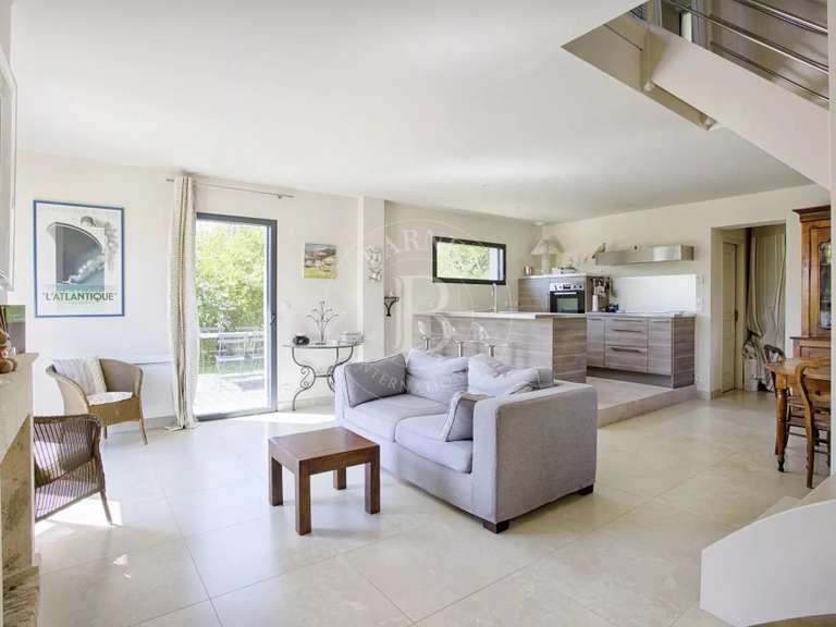 Maison Saint-Pierre-Azif - 6 chambres - 270m²