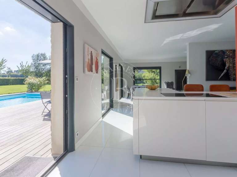 Maison Saint-Pierre-Azif - 6 chambres - 270m²