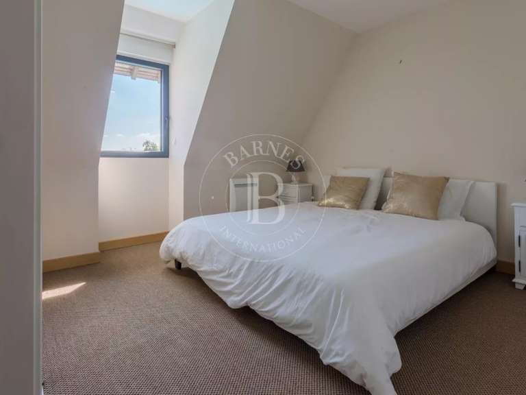 Maison Saint-Pierre-Azif - 6 chambres - 270m²