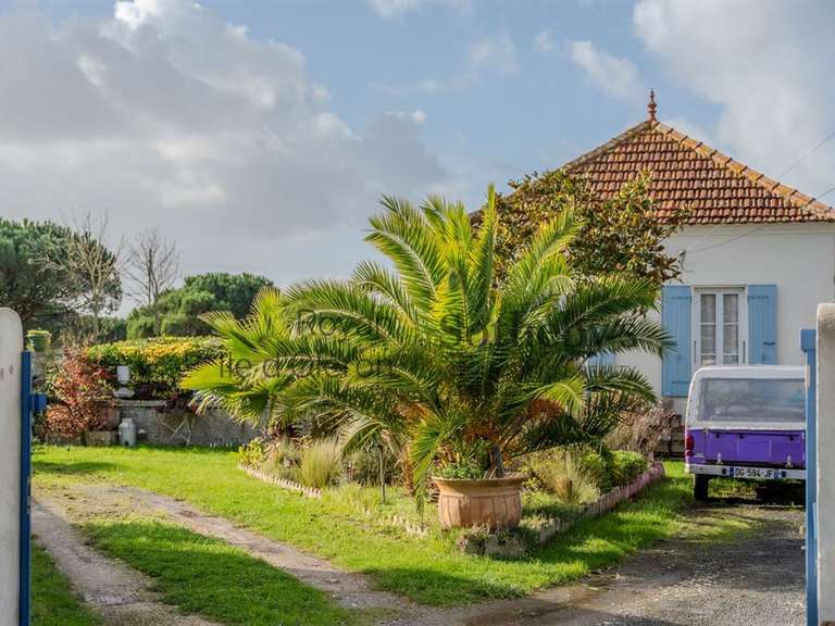 Maison Saint-Pierre-d'Oléron - 6 chambres - 208m²