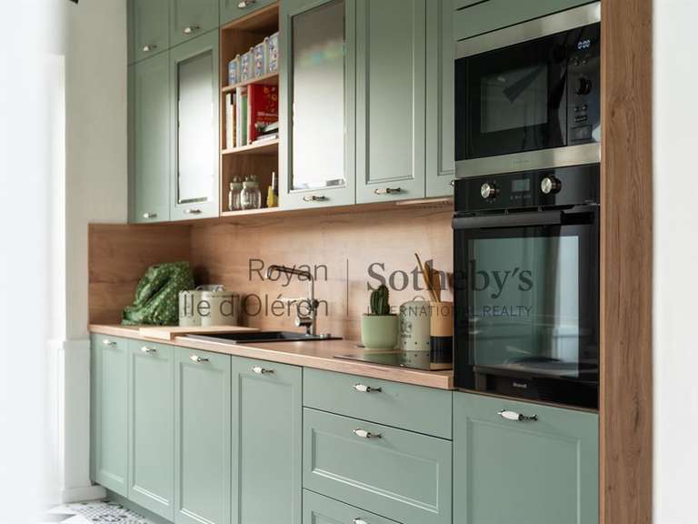 Maison Saint-Pierre-d'Oléron - 6 chambres - 208m²