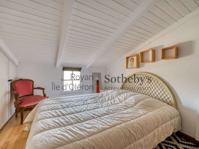 Maison Saint-Pierre-d'Oléron - 6 chambres - 208m²