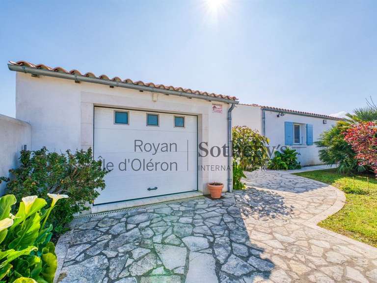 House Saint-Pierre-d'Oléron - 4 bedrooms - 159m²