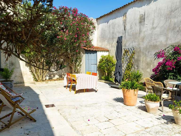 House Saint-Pierre-d'Oléron - 6 bedrooms - 300m²