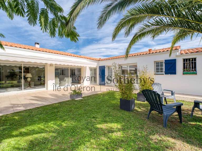 House Saint-Pierre-d'Oléron - 4 bedrooms - 165m²