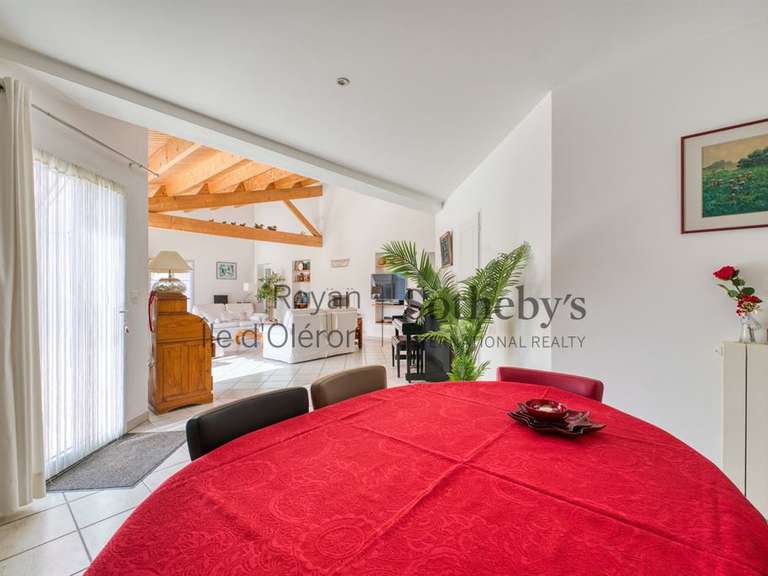 House Saint-Pierre-d'Oléron - 4 bedrooms - 165m²