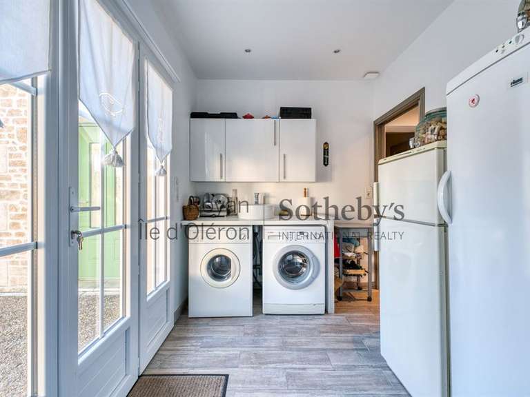 House Saint-Pierre-d'Oléron - 3 bedrooms - 138m²