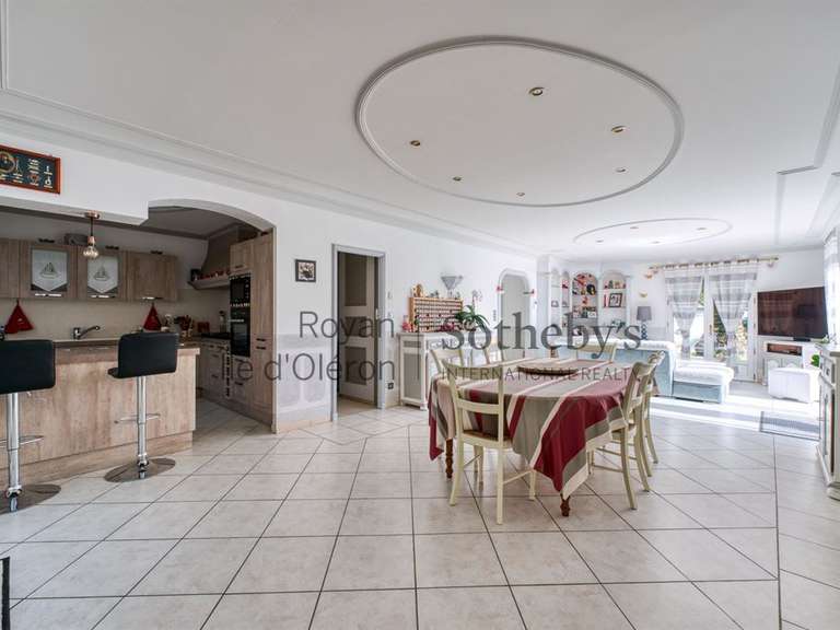 Maison Saint-Pierre-d'Oléron - 3 chambres - 138m²