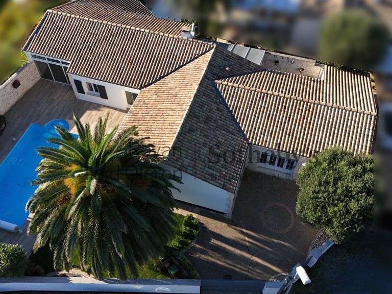 Maison Saint-Pierre-d'Oléron - 3 chambres - 138m²