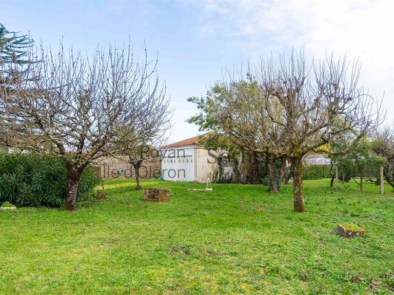 Maison Saint-Pierre-d'Oléron - 5 chambres - 189m²