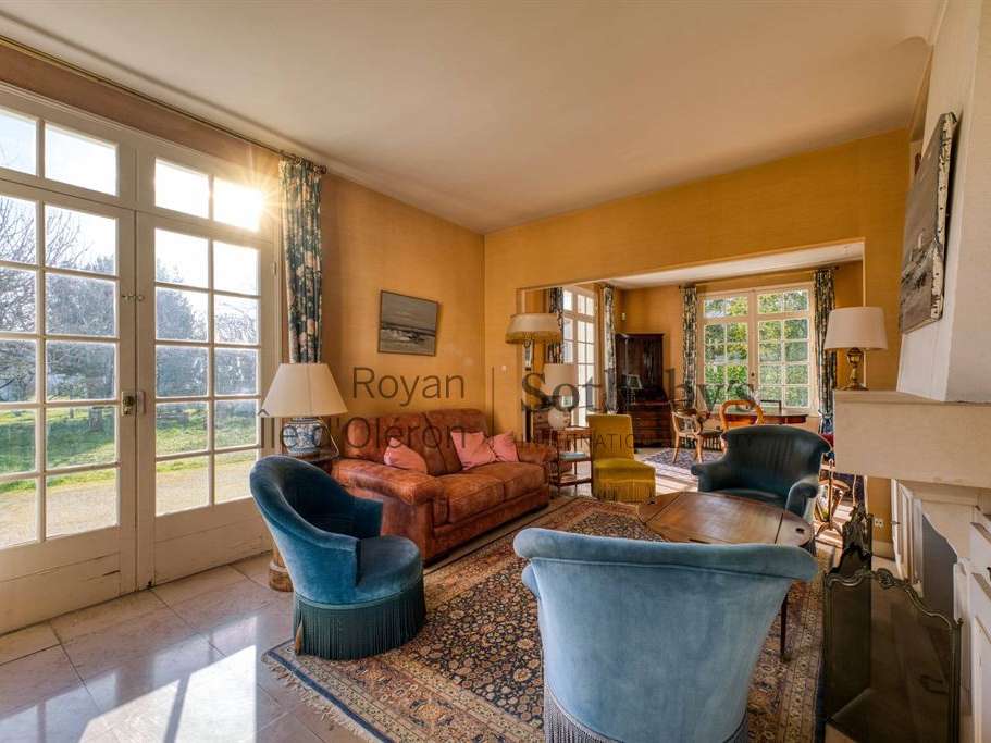 Maison Saint-Pierre-d'Oléron