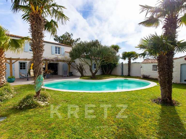 Maison Saint-Pierre-d'Oléron - 5 chambres - 203m²