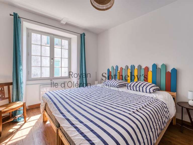 Maison Saint-Pierre-d'Oléron - 5 chambres - 160m²