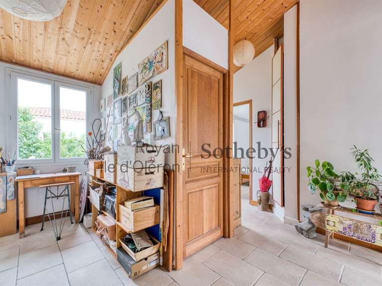 Maison Saint-Pierre-d'Oléron - 6 chambres - 175m²