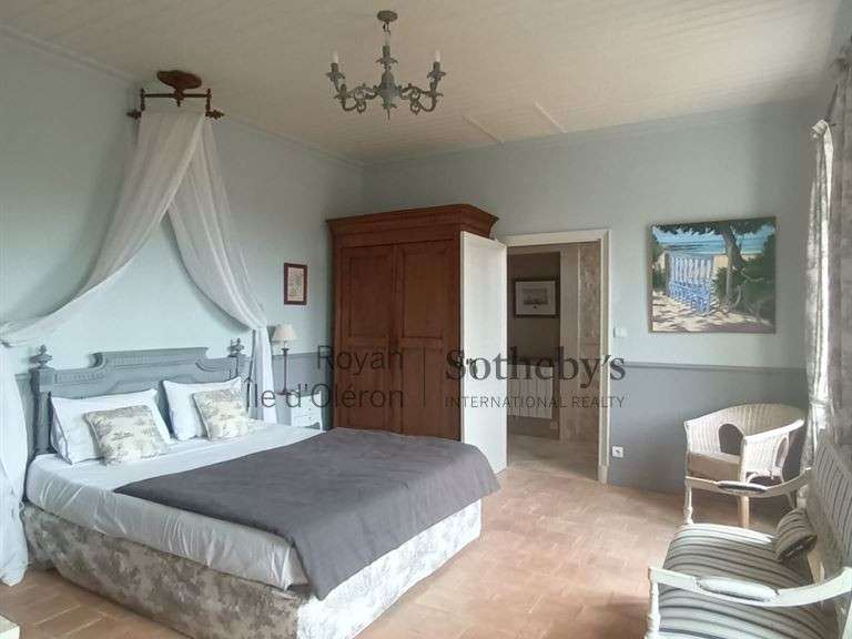 House Saint-Pierre-d'Oléron - 7 bedrooms - 480m²