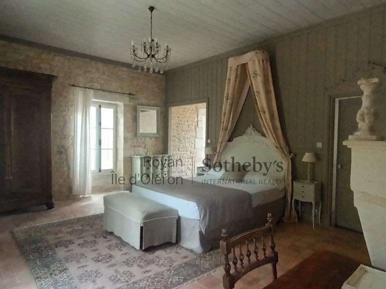 House Saint-Pierre-d'Oléron - 7 bedrooms - 480m²