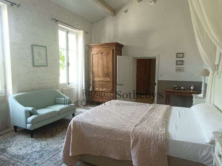 House Saint-Pierre-d'Oléron - 7 bedrooms - 480m²