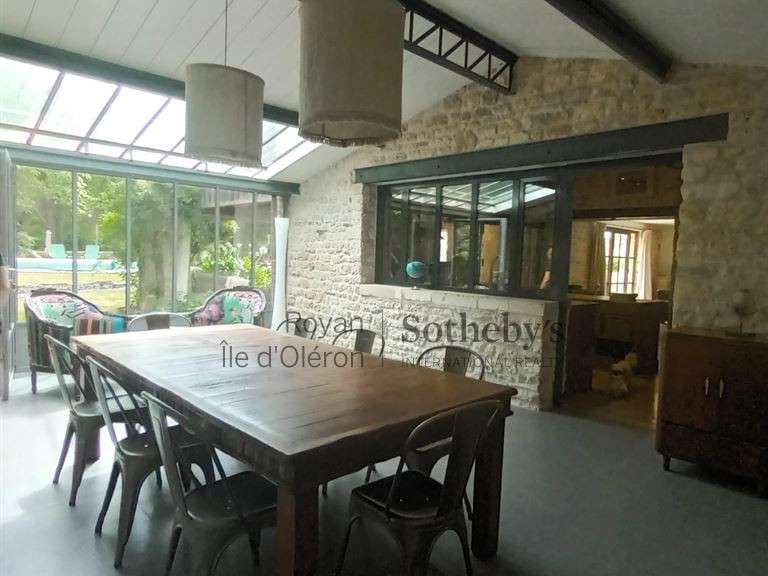 House Saint-Pierre-d'Oléron - 7 bedrooms - 480m²