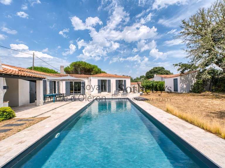 Maison Saint-Pierre-d'Oléron - 5 chambres - 143m²