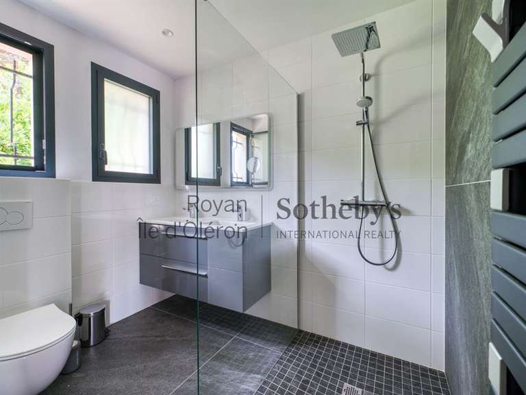 Maison Saint-Pierre-d'Oléron - 5 chambres - 143m²